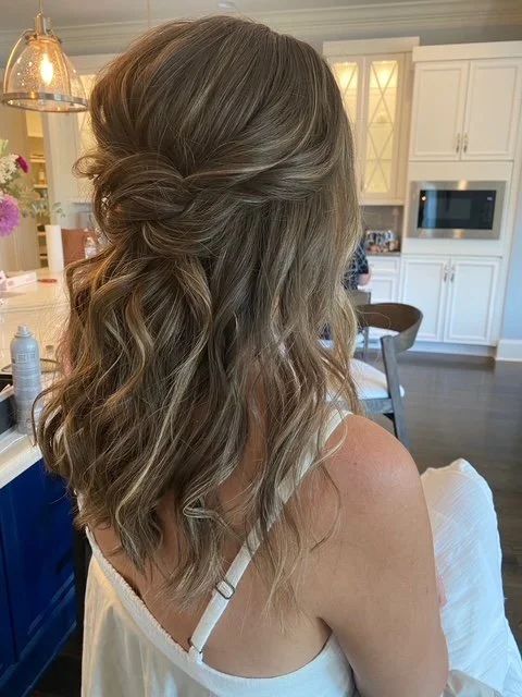 Light Brown With Blonde Highlights Visual Idea Light Brown With Blonde Highlights Visual Idea — Wedding Hairstyles for Thin Hair