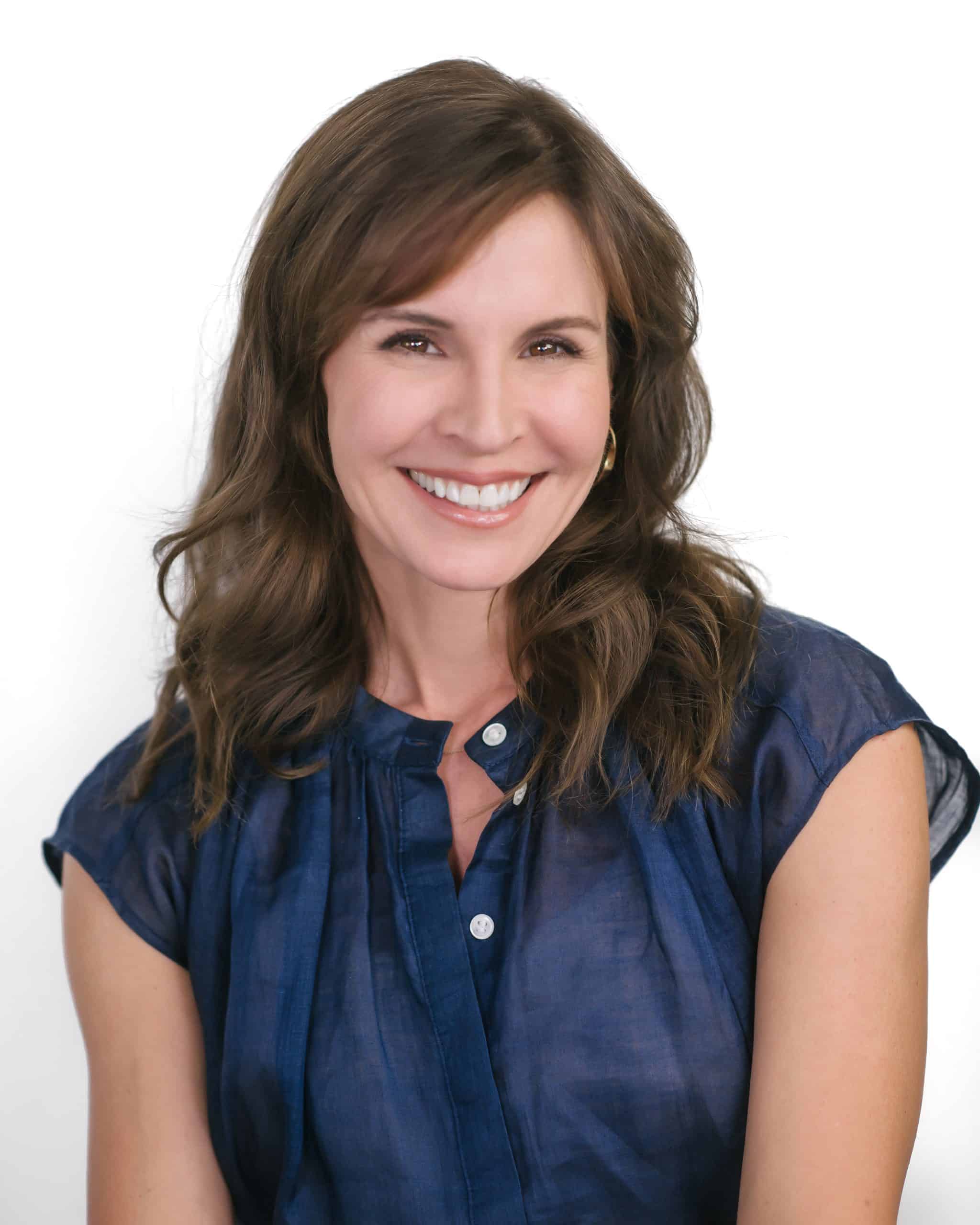 Crisp Blue: Collared Shirt with Button Detail for a Professional Look — Headshot Outfits