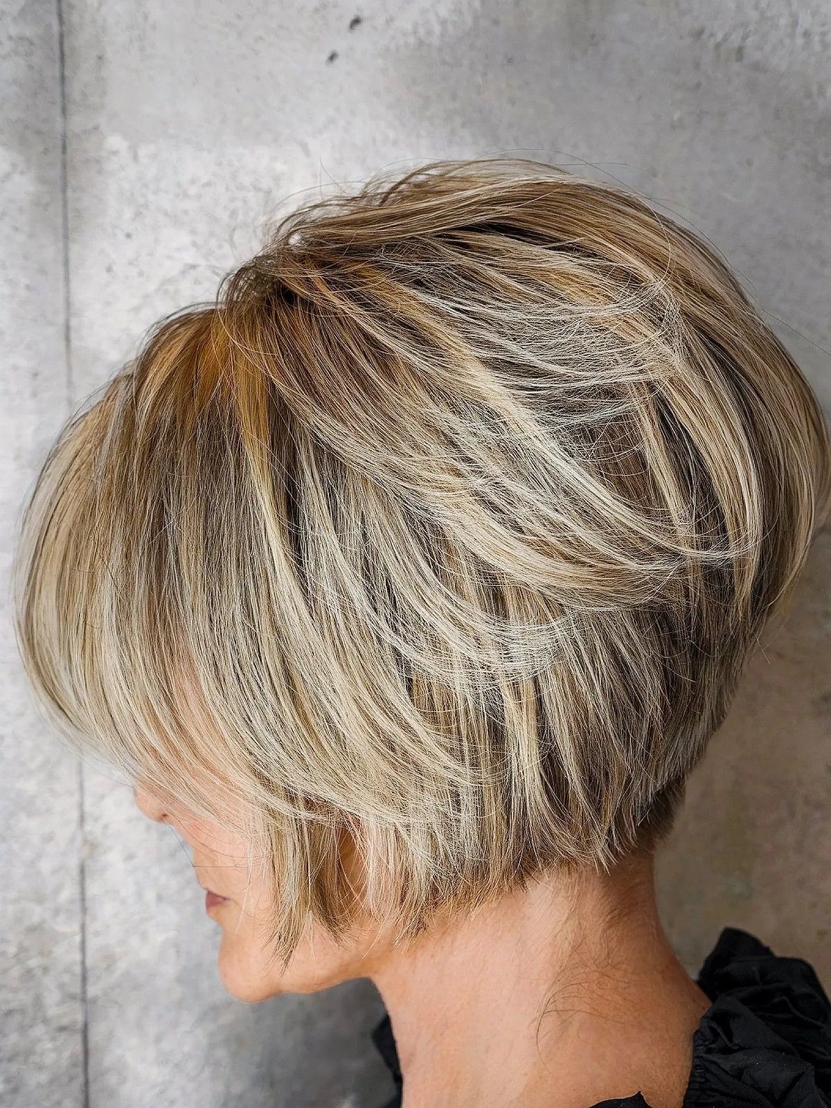 Stacked Bob with Subtle Highlights
