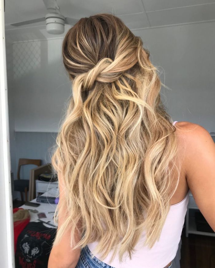 Half-Up Twisted Knot Style Half-Up Twisted Knot Style — Hairstyles for Greasy Hair