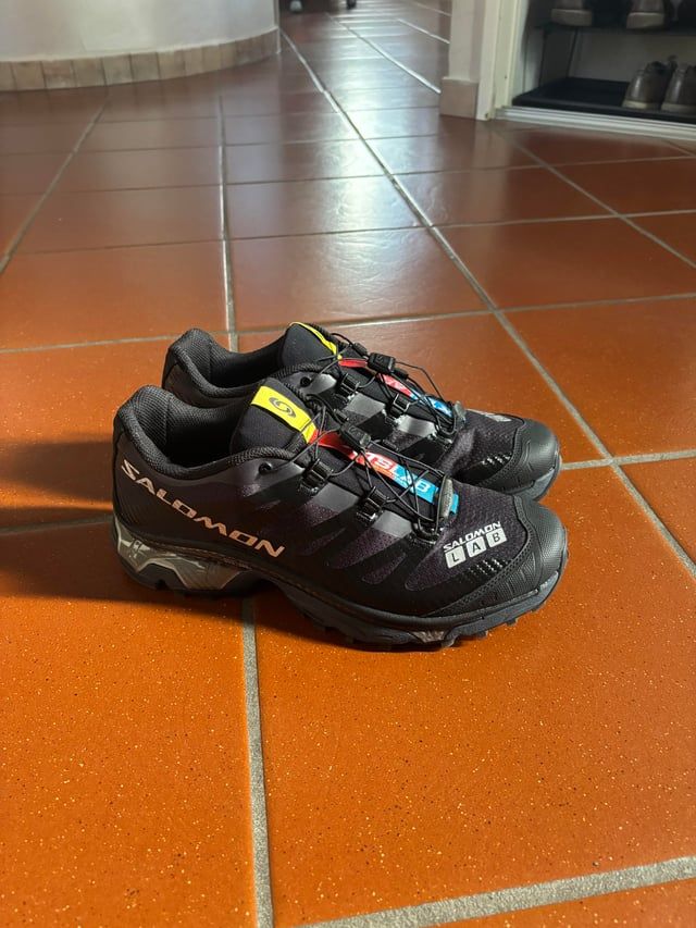 Technical Detail: Black Salomon Trail Runners with Quicklace System Technical Detail: Black Salomon Trail Runners with Quicklace System — Salomon Outfits