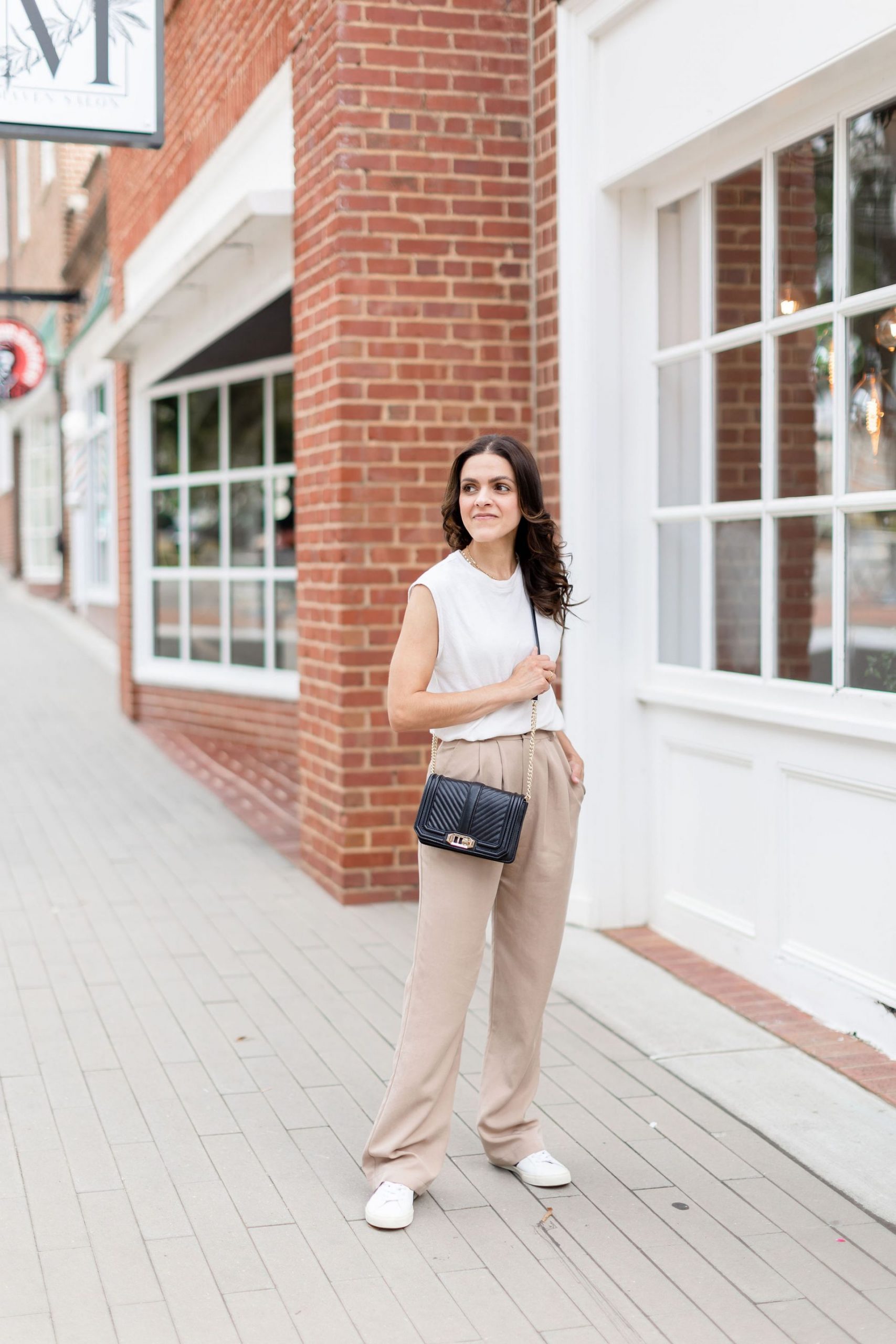 Tan Wide-Leg Trousers for Casual Chic Workwear — Trouser Outfits