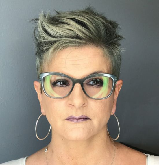 Pixie Visual Idea — Hairstyles with Glasses