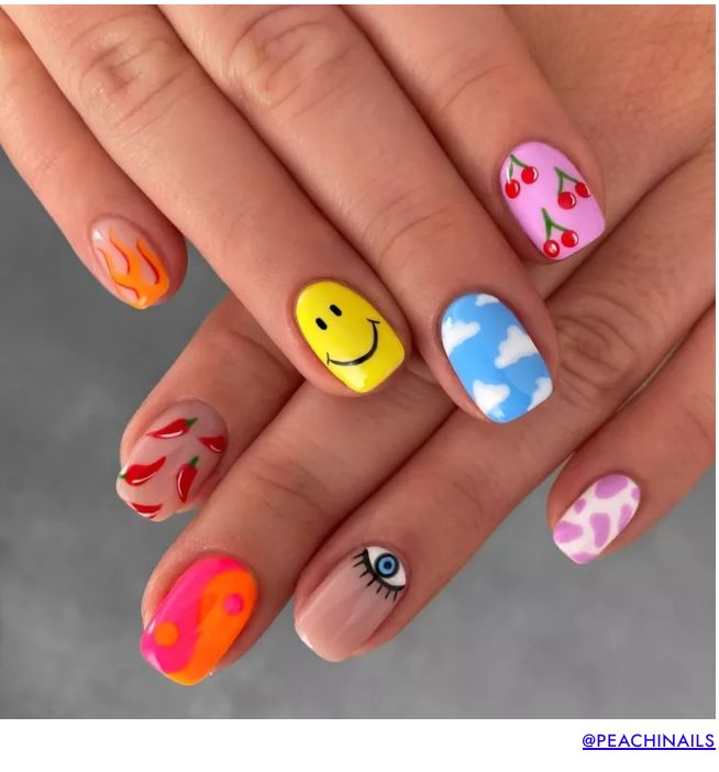 Short Rounded Square Mixed Graphics — Smiley Face Nails