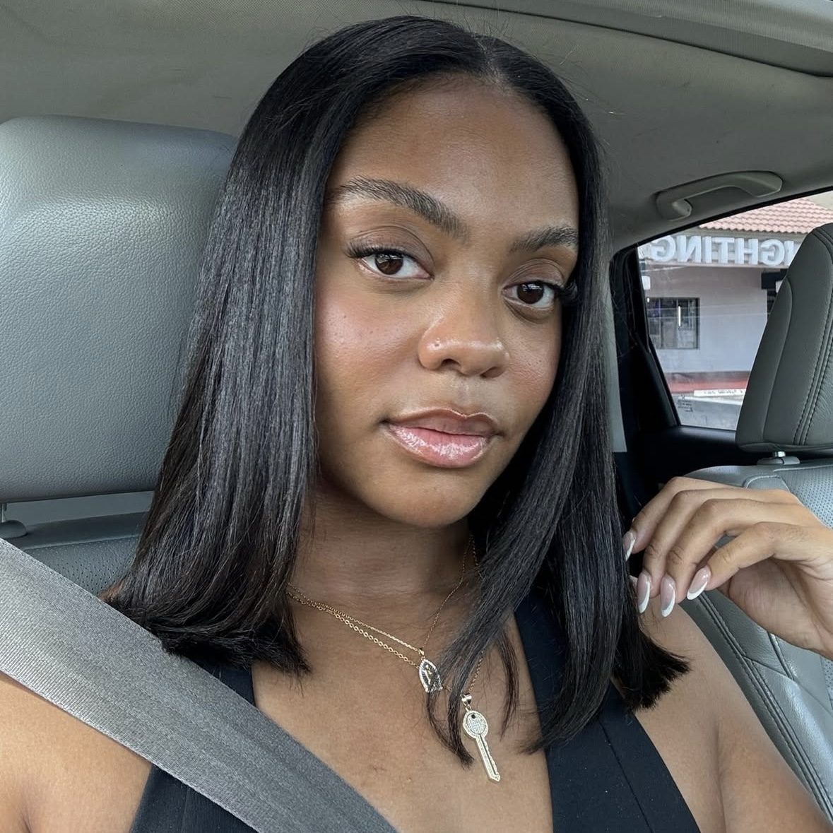 Blunt Dark Brown Chin Bob Blunt Dark Brown Chin Bob — Silk Press