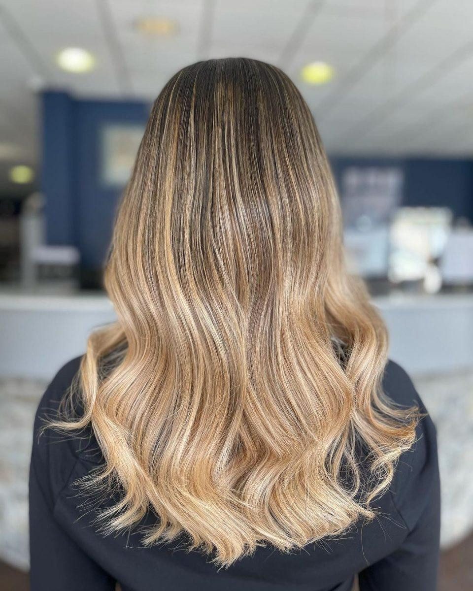 Back View Beige Balayage Transition — Beige Blonde