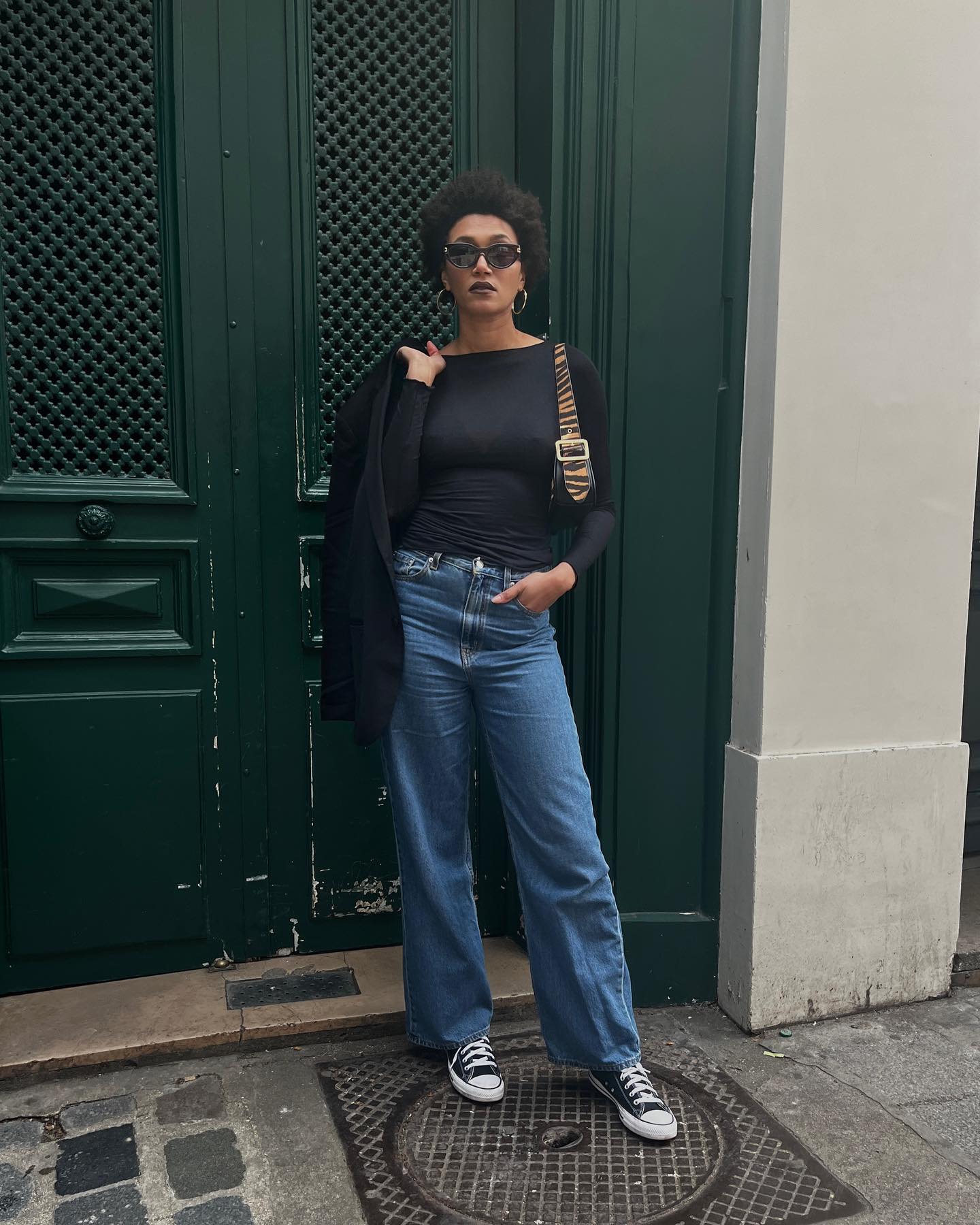 Draped Blazer and Tiger Print Bag with Low-Top Converse — Converse Outfits