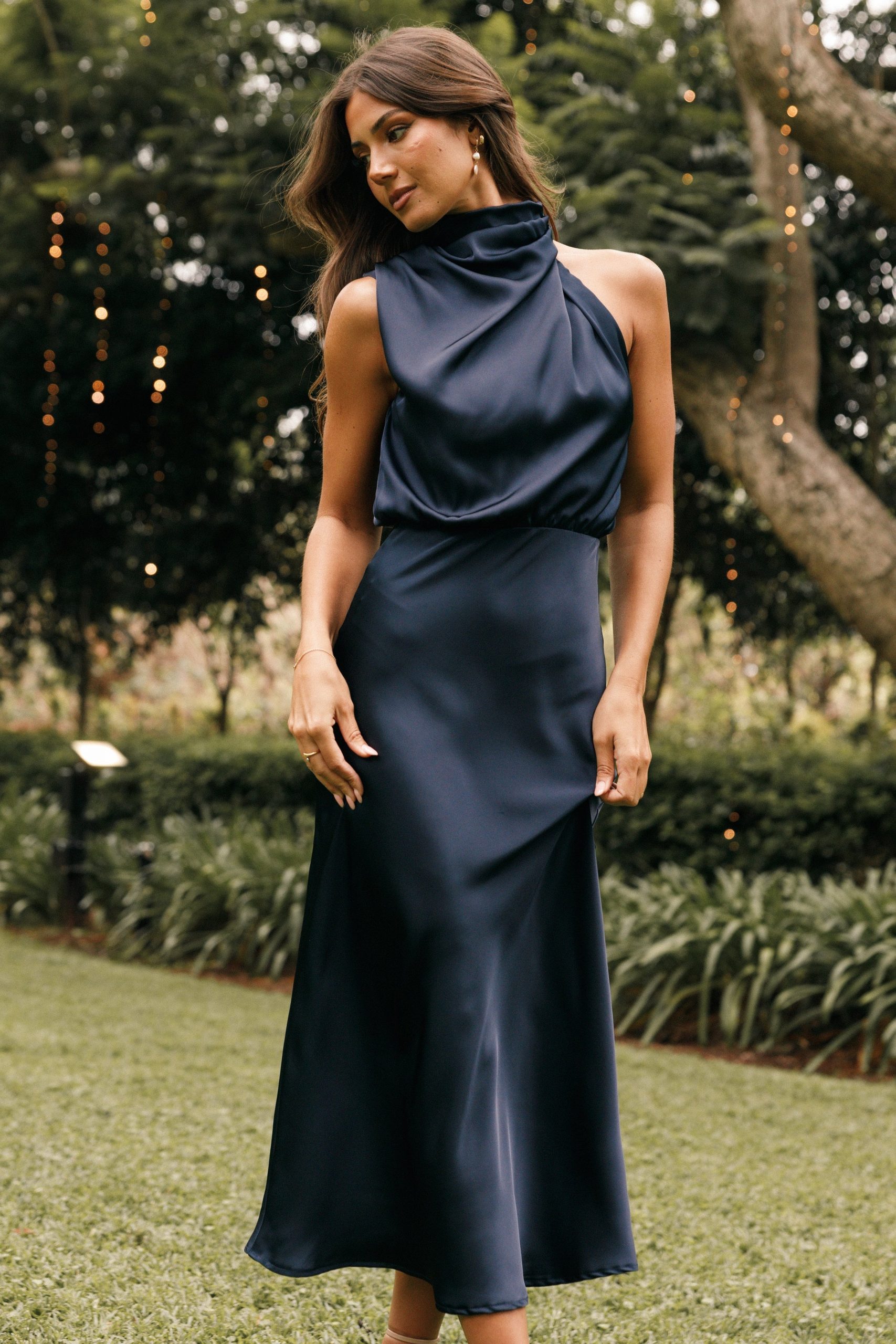 Elegant Navy Satin Halter Midi Dress for Evening Elegant Navy Satin Halter Midi Dress for Evening — Midi Dresses