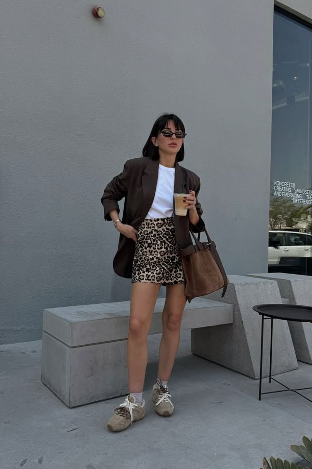 Leopard Skirt and Blazer Combo with Low-Top Sneakers Leopard Skirt and Blazer Combo with Low-Top Sneakers — Sneakers Outfits