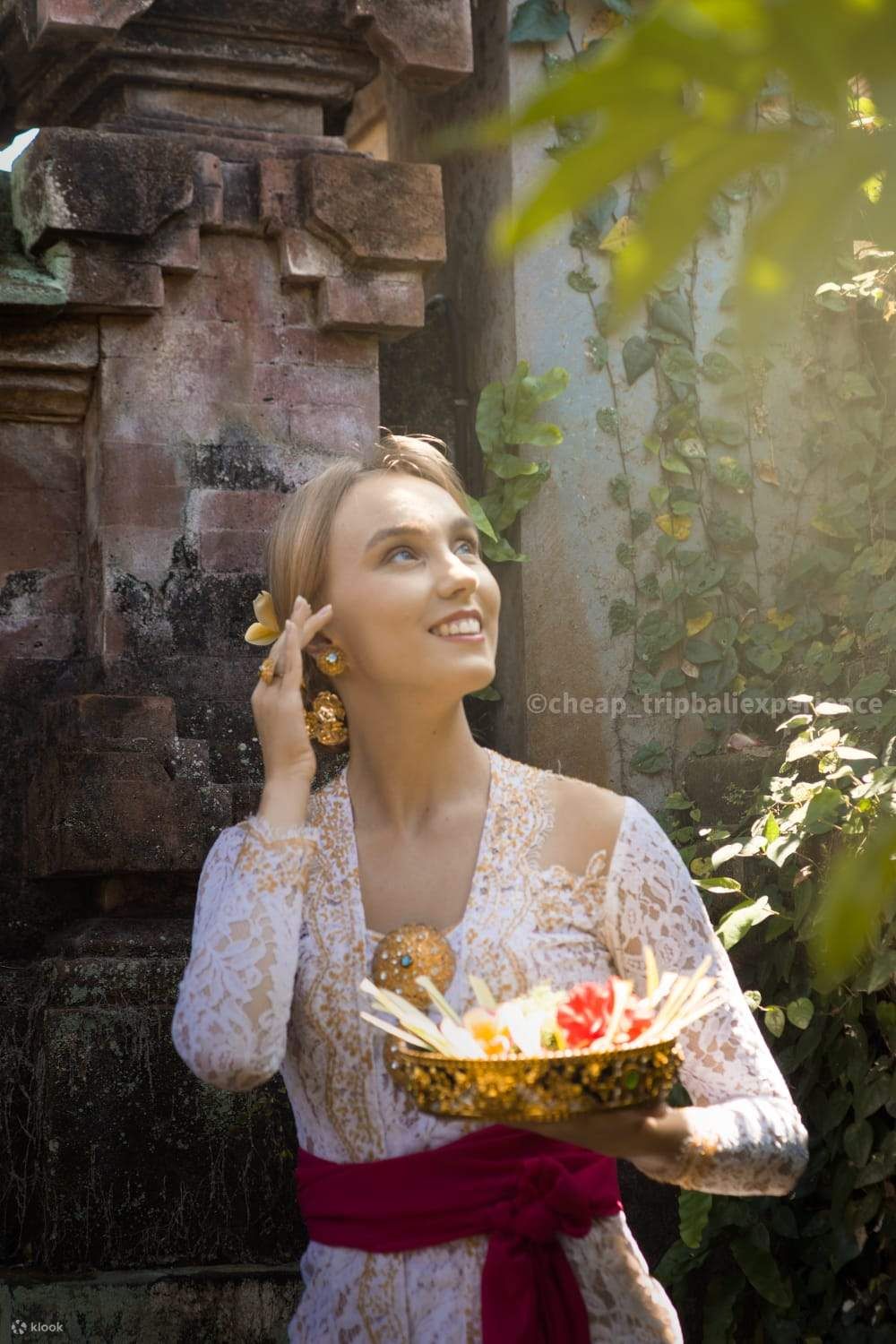 Traditional White Lace Top for Ceremonies — Bali Outfits