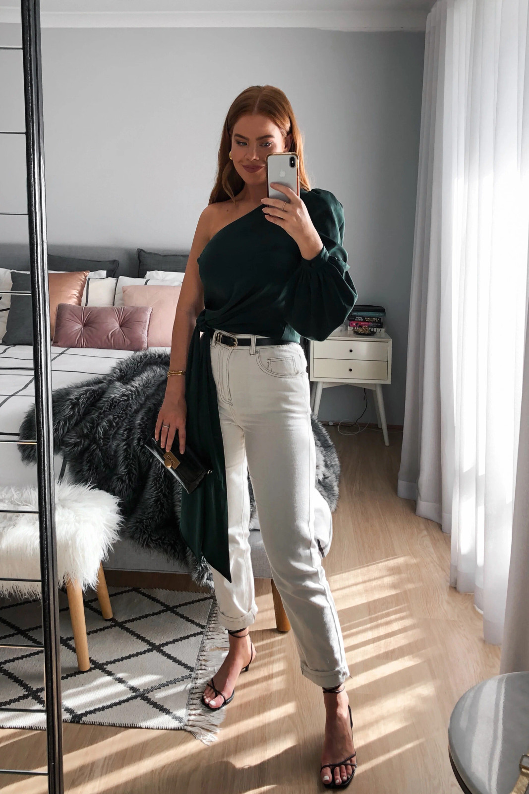 Evening Elegance: One-Shoulder Top with White Jeans Evening Elegance: One-Shoulder Top with White Jeans — White Jeans Outfits