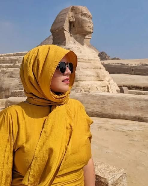 Vibrant Mustard Yellow Headscarf and Top for Desert Views Vibrant Mustard Yellow Headscarf and Top for Desert Views — Egypt Outfits