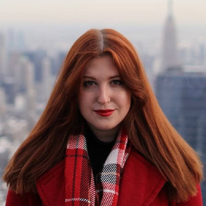 Mid-Back Visual Idea Mid-Back Visual Idea — Natural Red Hair