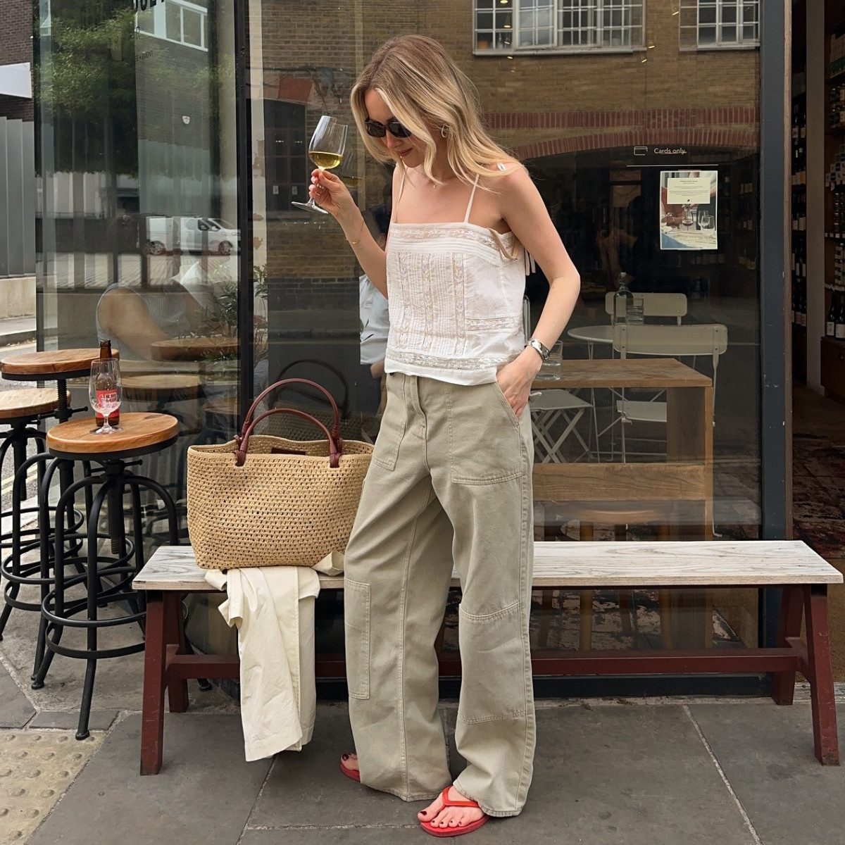 Wide-Leg Cargo Pants: Effortless Chic for Evening Exploration Wide-Leg Cargo Pants: Effortless Chic for Evening Exploration — Bar Crawl Outfits