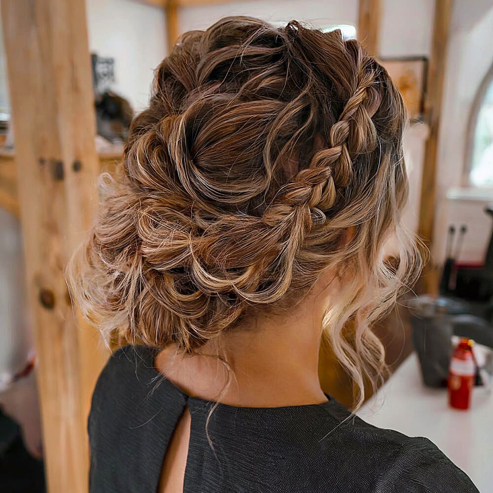 Dark Blonde With Blonde Highlights Visual Idea — Prom Hairstyles