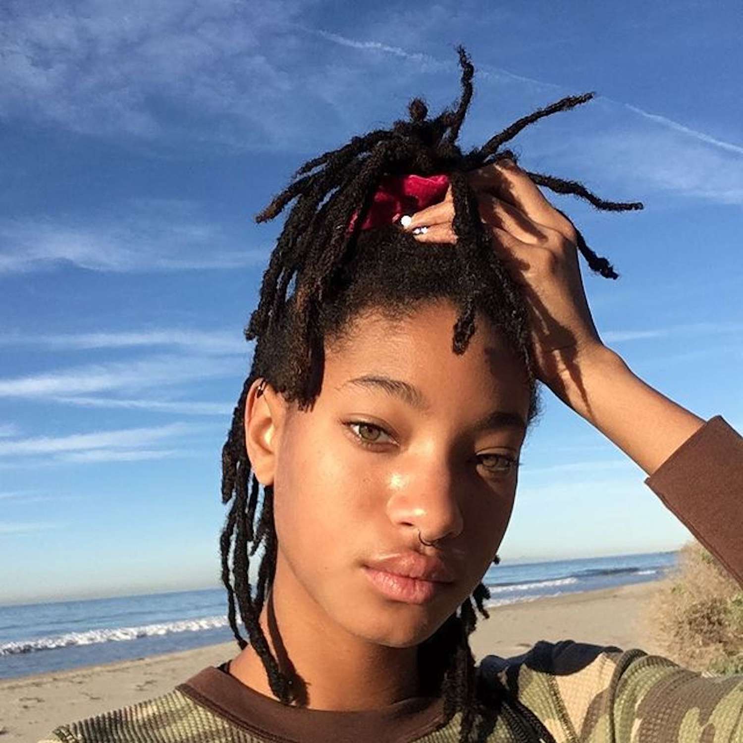 Black Visual Idea Black Visual Idea — Short Loc Styles