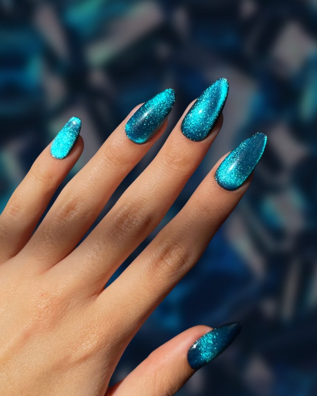 Cat-Eye Glossy Visual Idea — Turquoise Nails