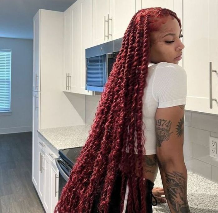 Mid-Back Visual Idea — Invisible Locs