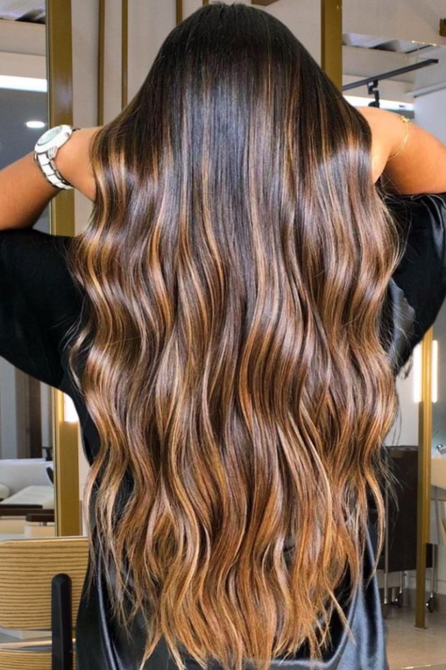 Seamless Caramel Balayage Blend