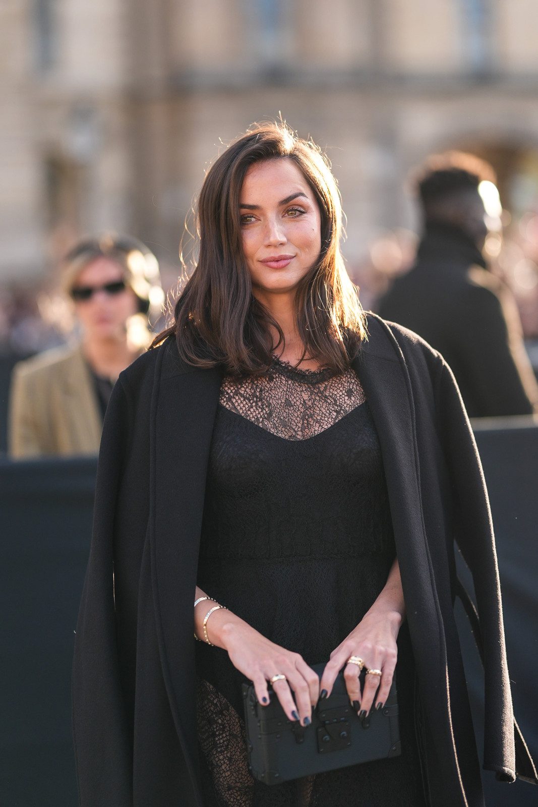 The Expensive Brunette Hair-Color Trend Is All About Shine | PS Beauty