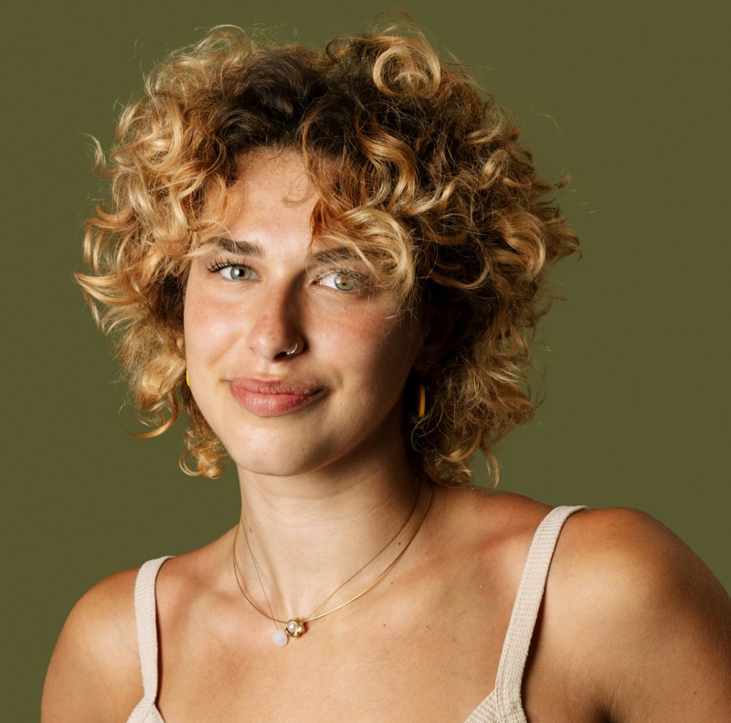 Air-Dried Voluminous Blonde Bob Air-Dried Voluminous Blonde Bob — Short Curly Hairstyles