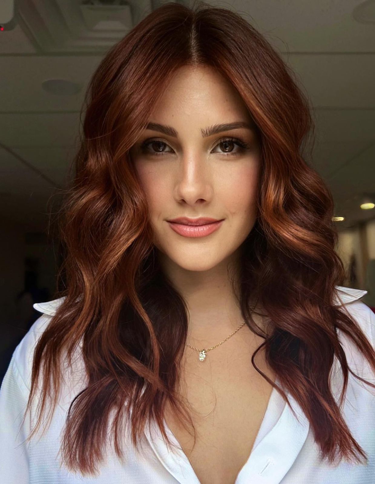 Guide to Flattering Hair Colors for Brown Eyes to Suit Your Skin Tone