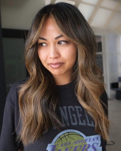 Mid-Back Layers With Blunt Bangs — Hairstyles for Big Forehead
