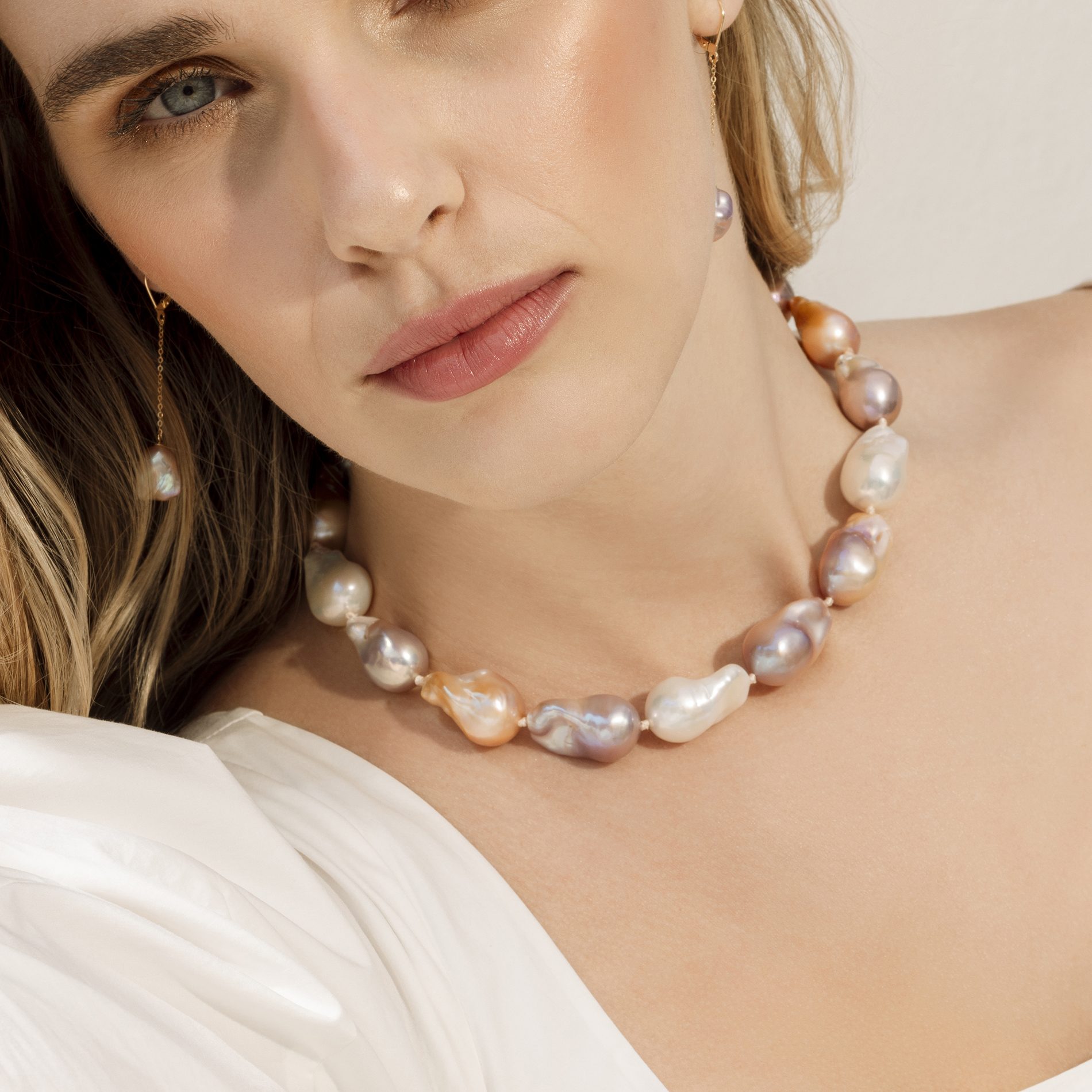 Outfit Idea — Pearl Jewelry