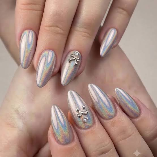 Chrome Glossy Visual Idea Chrome Glossy Visual Idea — Rave Nails