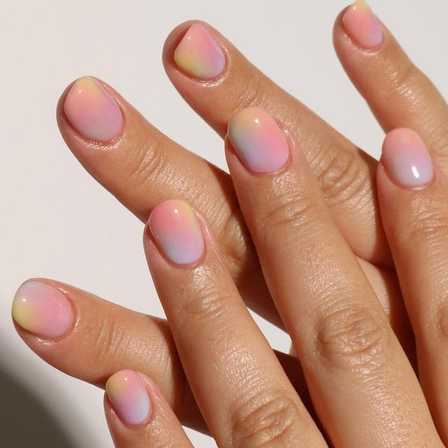 Short Oval Soft Pastel Ombre — Watercolor Nails