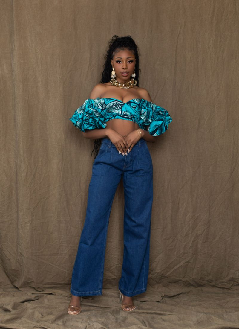 Casual Festival Outfit Idea Casual Festival Outfit Idea — Crop Tops