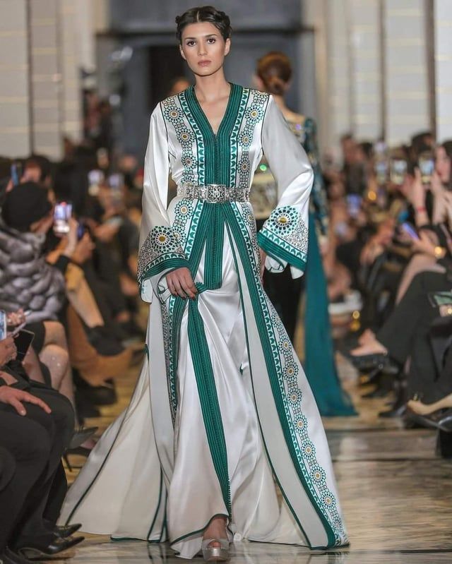 Dramatic White Kaftan with Emerald Trim and Silver Belt Dramatic White Kaftan with Emerald Trim and Silver Belt — Morocco Outfits