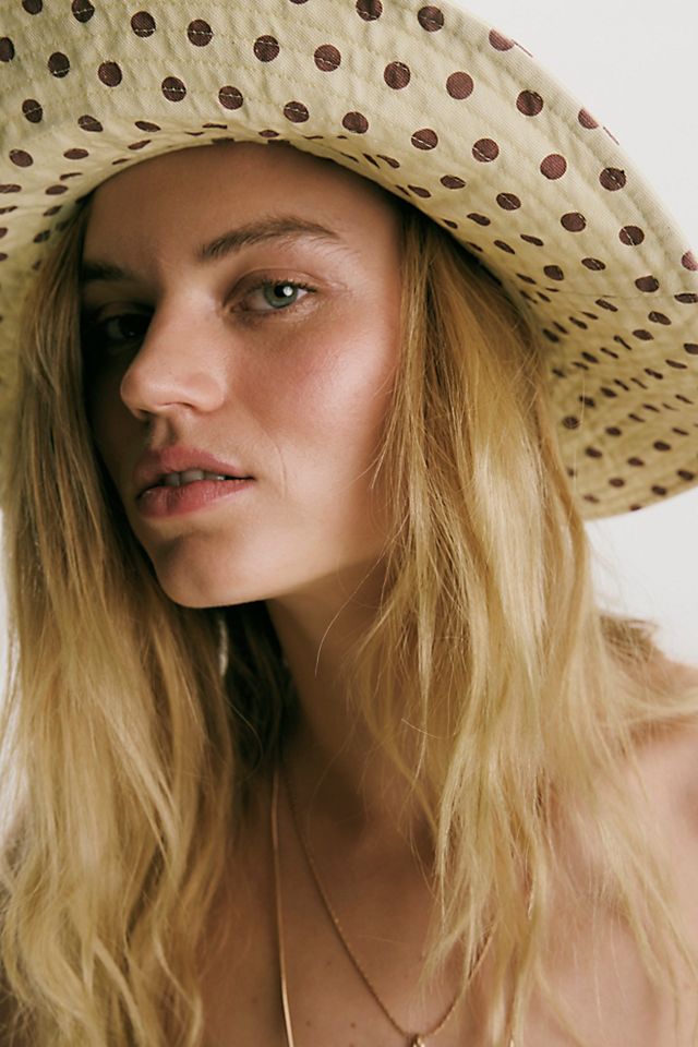 Cotton Polka Dot Print Outfit Idea Cotton Polka Dot Print Outfit Idea — Bucket Hat Outfits