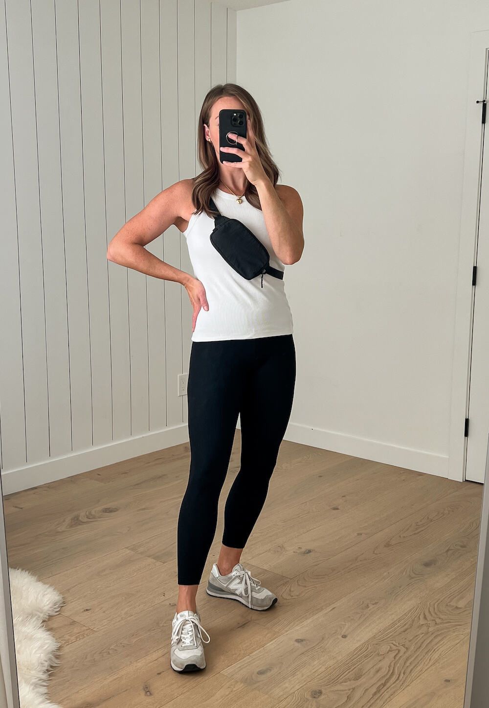 Athletic Belt Bag with Leggings — Belt Bag Outfits