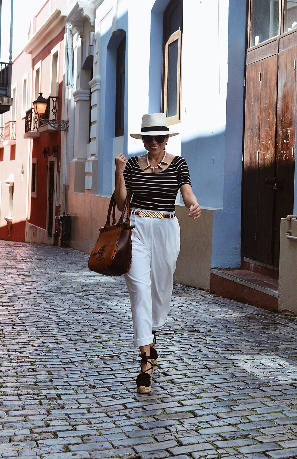 Striped Top and Cropped Trousers for Vacation Days Striped Top and Cropped Trousers for Vacation Days — Puerto Rico Outfits