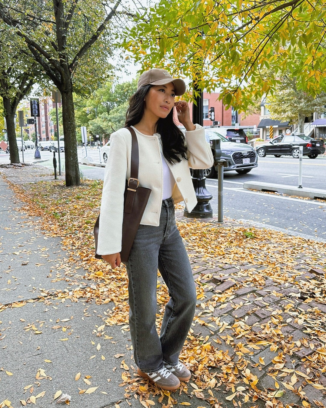Grey Wide-Leg Jeans with a Textured Cropped Jacket Grey Wide-Leg Jeans with a Textured Cropped Jacket — Levi's Outfits