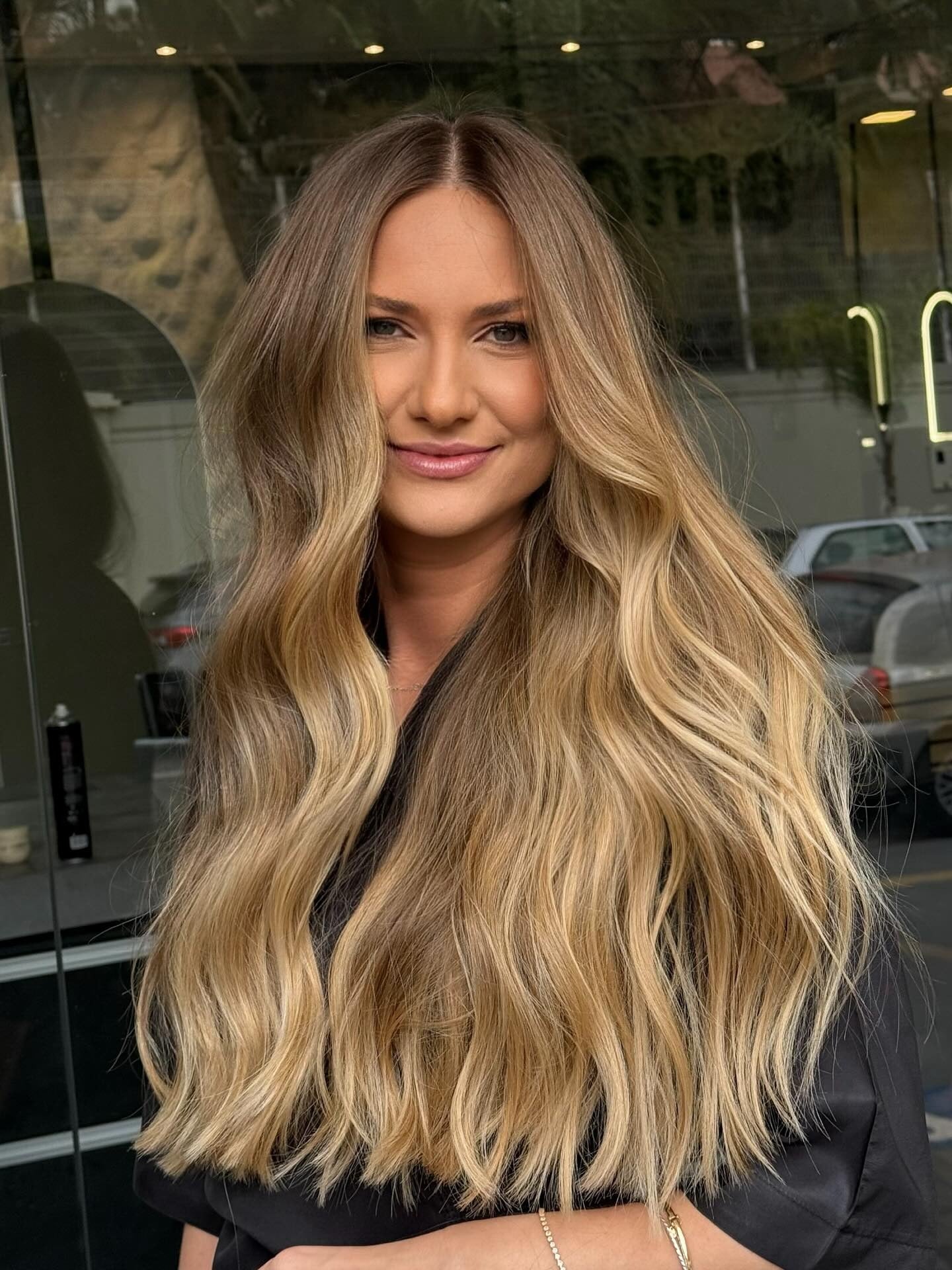 Front View Visual Idea Front View Visual Idea — Honey Balayage