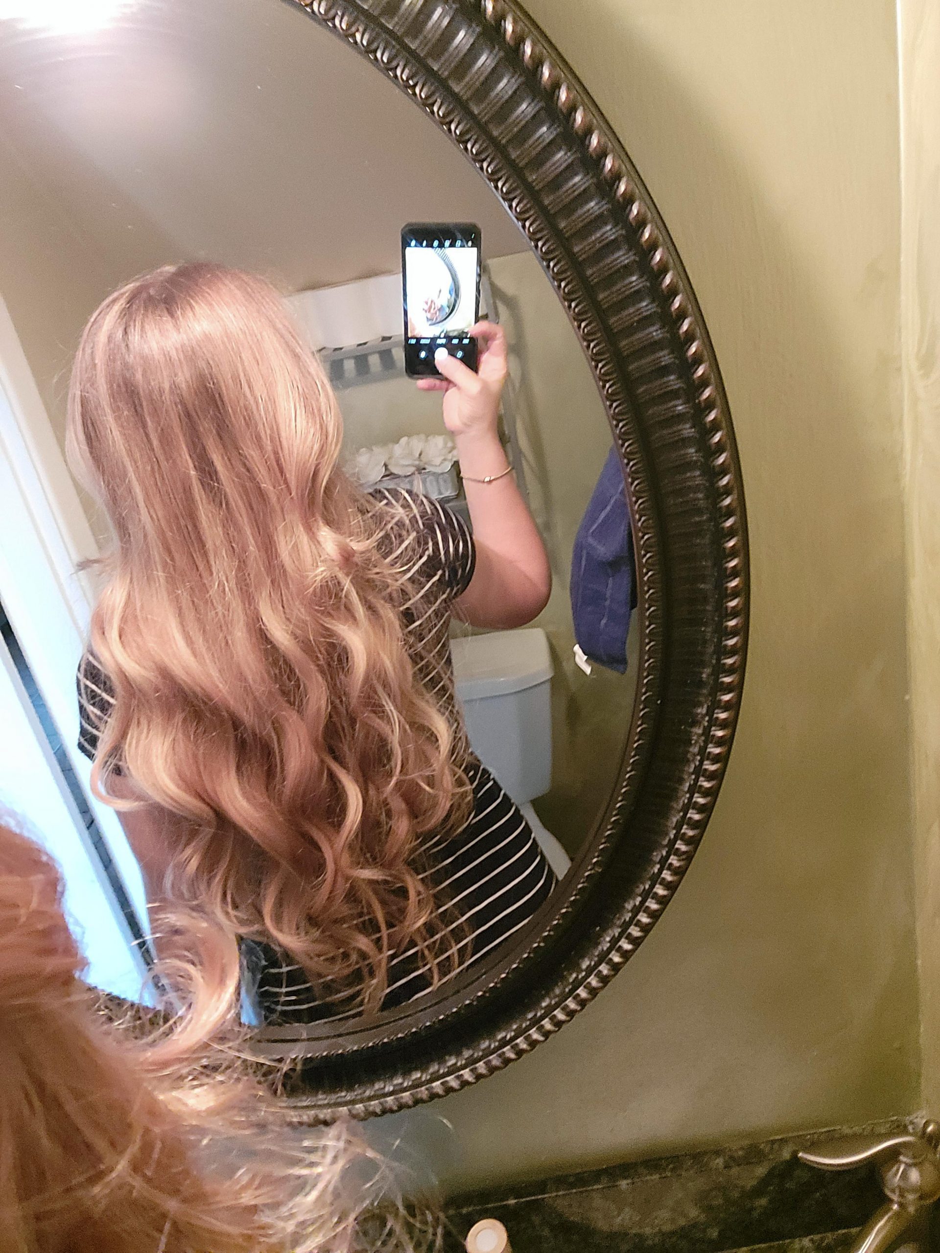 Strawberry Blonde Voluminous Curls — Heatless Curls