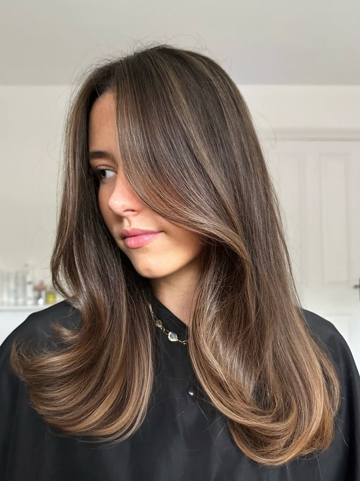 Hair Color Trends For 2026: Khaki Bronde To Ecru Tones