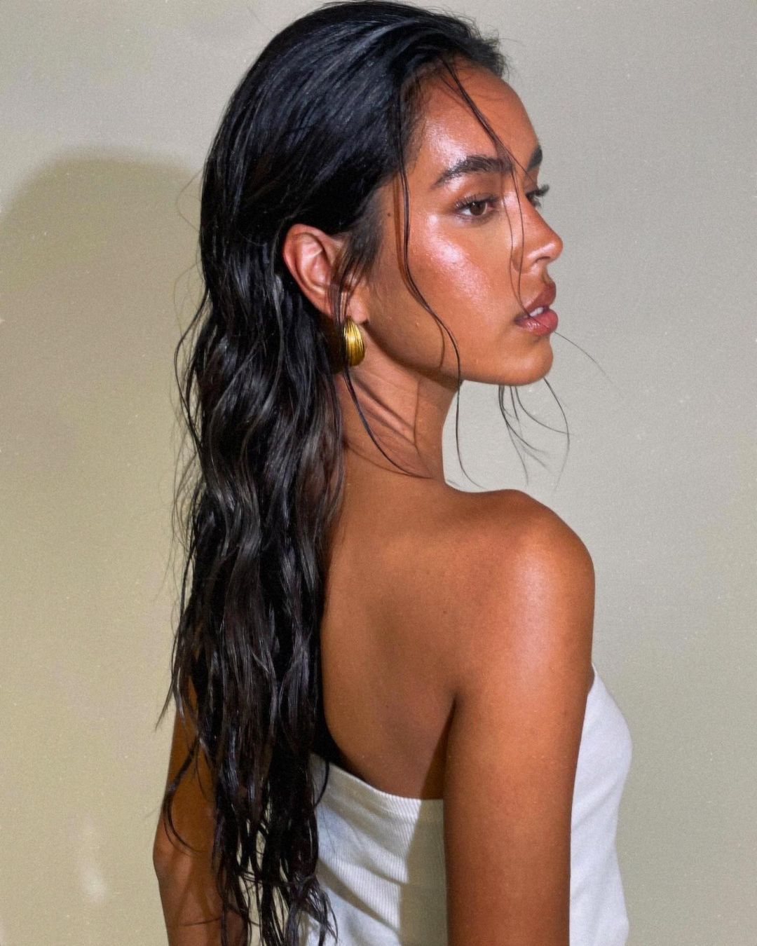 40 Voguish Wet Hairstyles for Any Hair Length