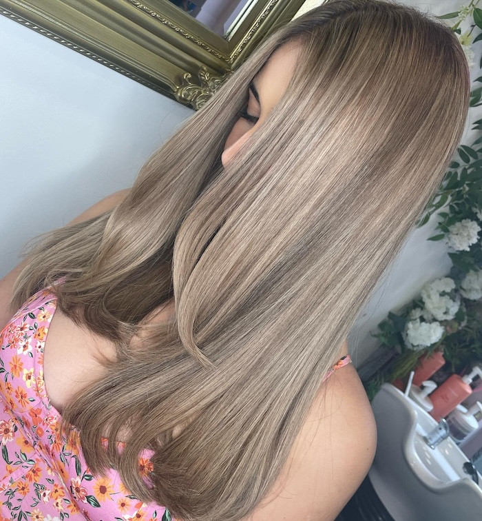 Mushroom Blonde With Ash and Beige Tones