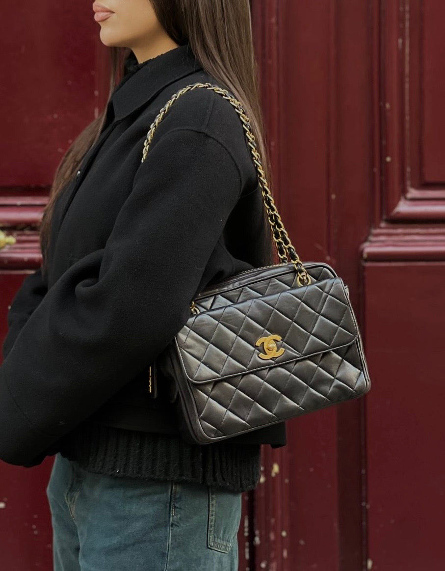 Black Wool Jacket and Jeans with Quilted Chanel Handbag Black Wool Jacket and Jeans with Quilted Chanel Handbag — Chanel Bag Outfits