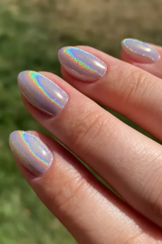Translucent Base Powerful Holographic Nails Translucent Base Powerful Holographic Nails — Iridescent Nails