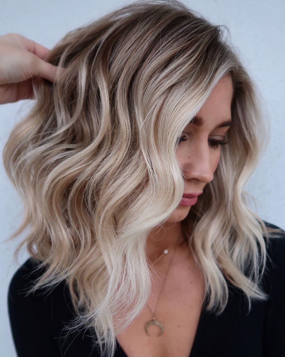 Chin Length Sandy Blonde Balayage Lob Chin Length Sandy Blonde Balayage Lob