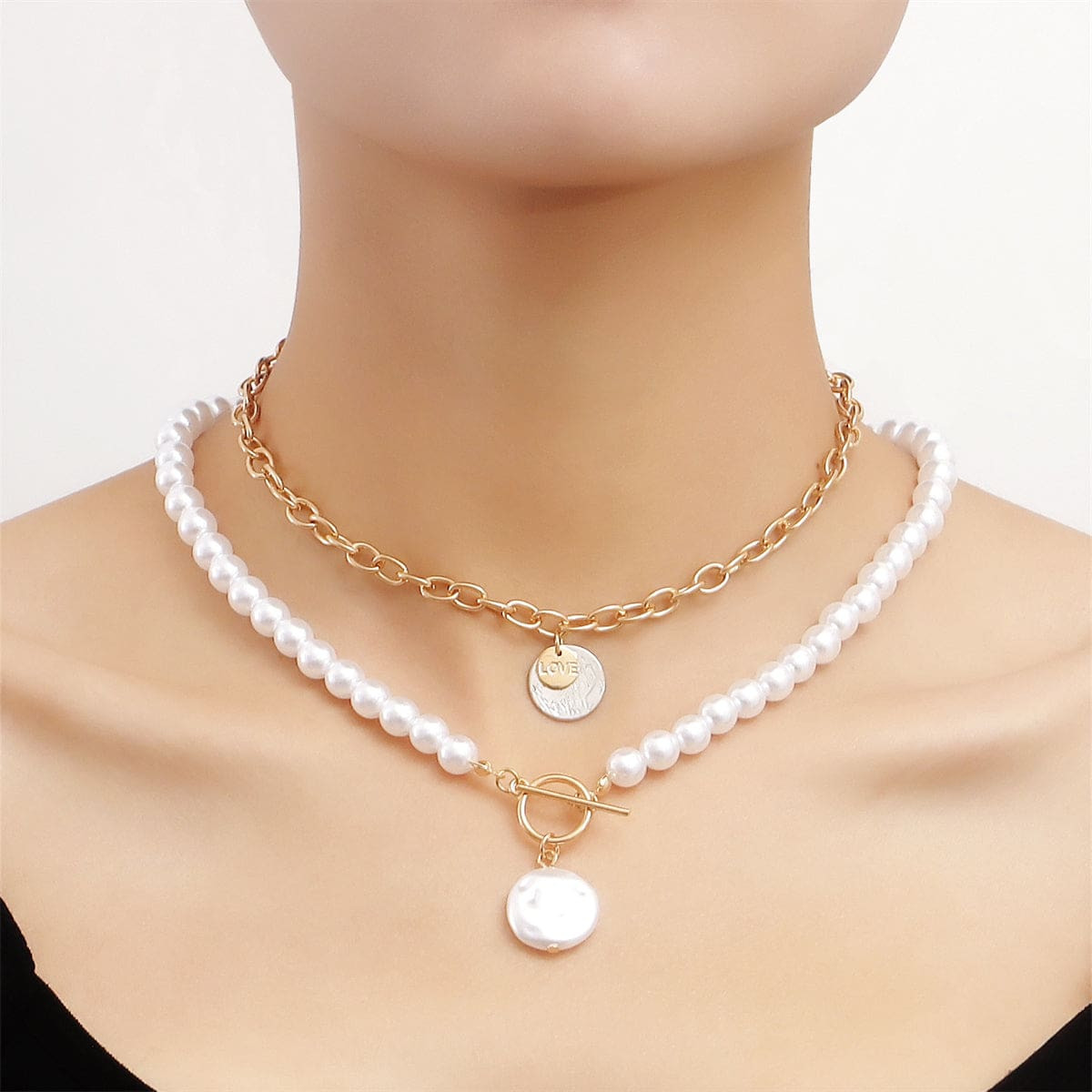 Layered Necklace Set with Pearl and Coin Pendants Layered Necklace Set with Pearl and Coin Pendants — Pearl Necklace Outfits