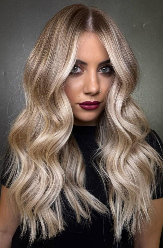 Mid-Back Multi-Dimensional Champagne Blonde Mid-Back Multi-Dimensional Champagne Blonde
