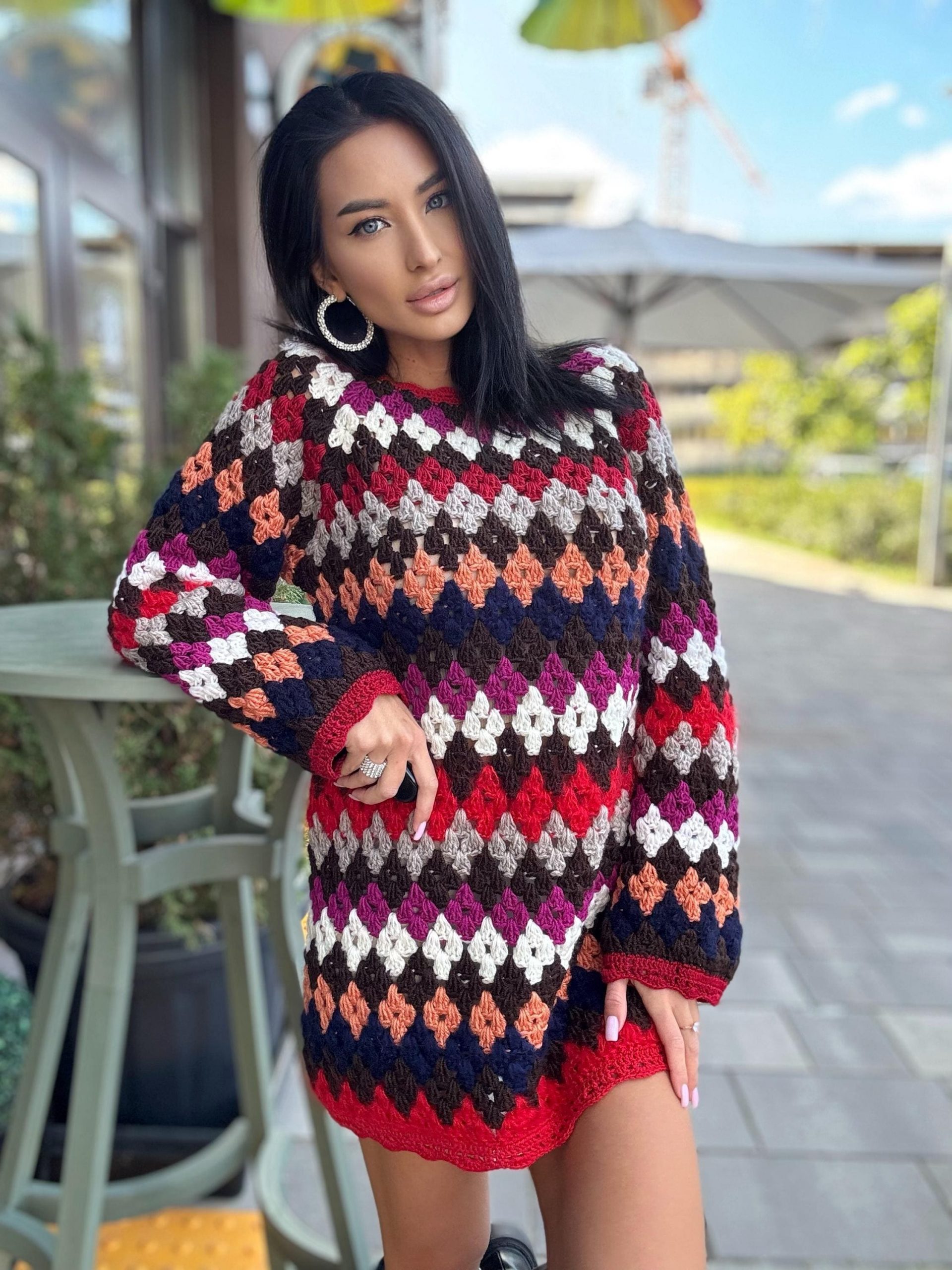 Oversized Geometric Crochet Sweater Dress with Bold Pattern Oversized Geometric Crochet Sweater Dress with Bold Pattern — Crochet Outfits