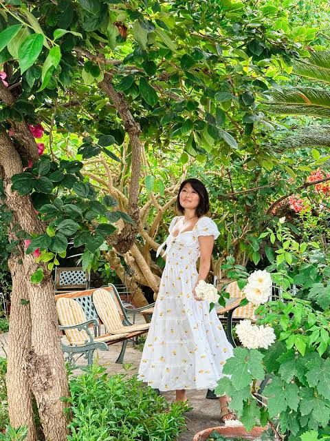 Tiered Maxi Dress with Yellow Print for Garden Parties — Amalfi Coast Outfits