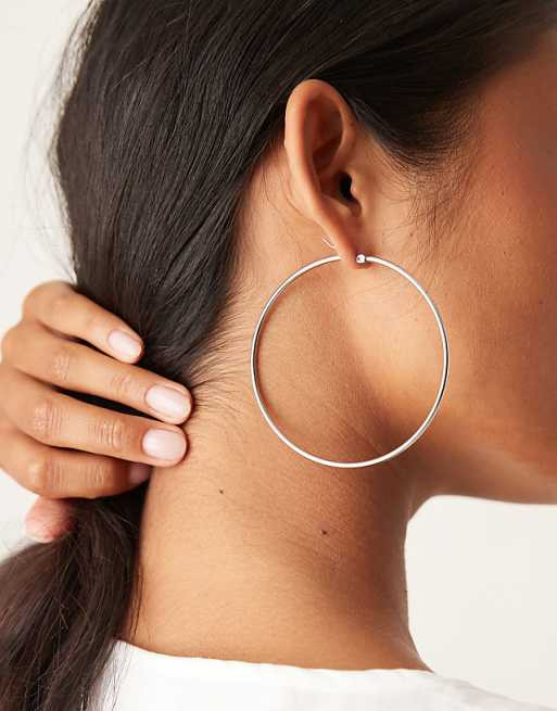 Timeless Simplicity: Large Thin Silver Hoops with a White Tee — Silver Hoops Outfits
