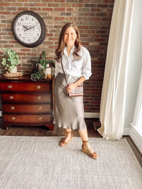 Grey Satin Skirt with White Button-Down Shirt and Wedge Sandals Grey Satin Skirt with White Button-Down Shirt and Wedge Sandals — Satin Skirt Outfits